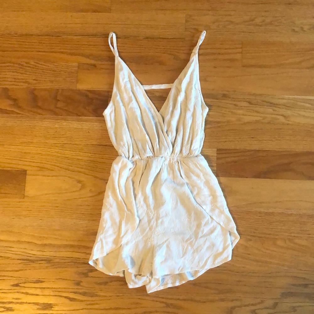 Cream romper